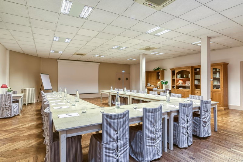 Brit Hotel Bristol Montbéliard Centre, Montbéliard, France