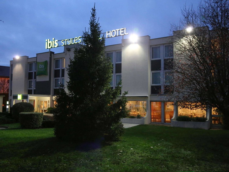 Ibis Orleans La Chapelle Saint Mesmin, La Chapelle-Saint-Mesmin, France