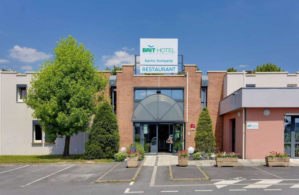 Hotel · Brit Hotel Reims La Pompelle, Reims