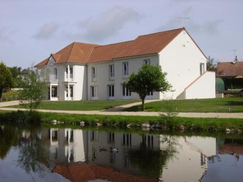 Hotel · L'Orée des Châteaux, Bracieux