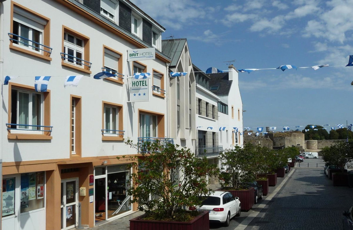 Brit Hotel des Halles, France