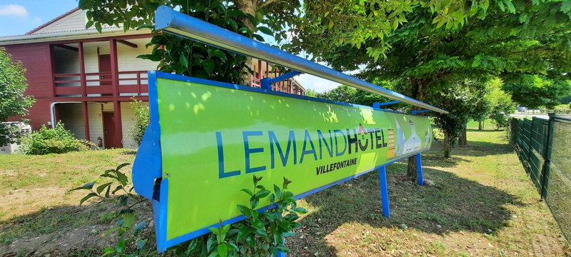 Hôtel Lémand Lyon Est - Villefontaine, Villefontaine, France