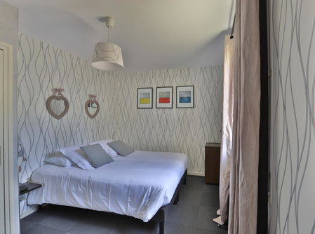 Logis Hotel Des Grands Vins, Fleurie, France