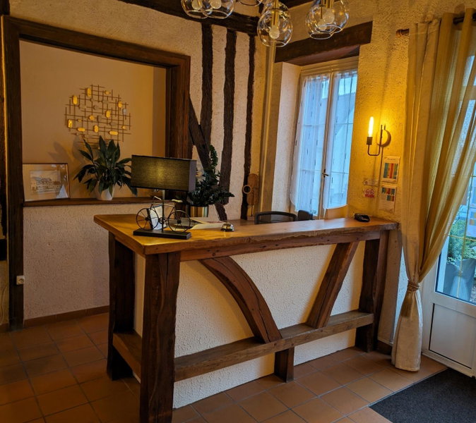 Logis Hôtel Le Saint Florent, Mont-près-Chambord, France