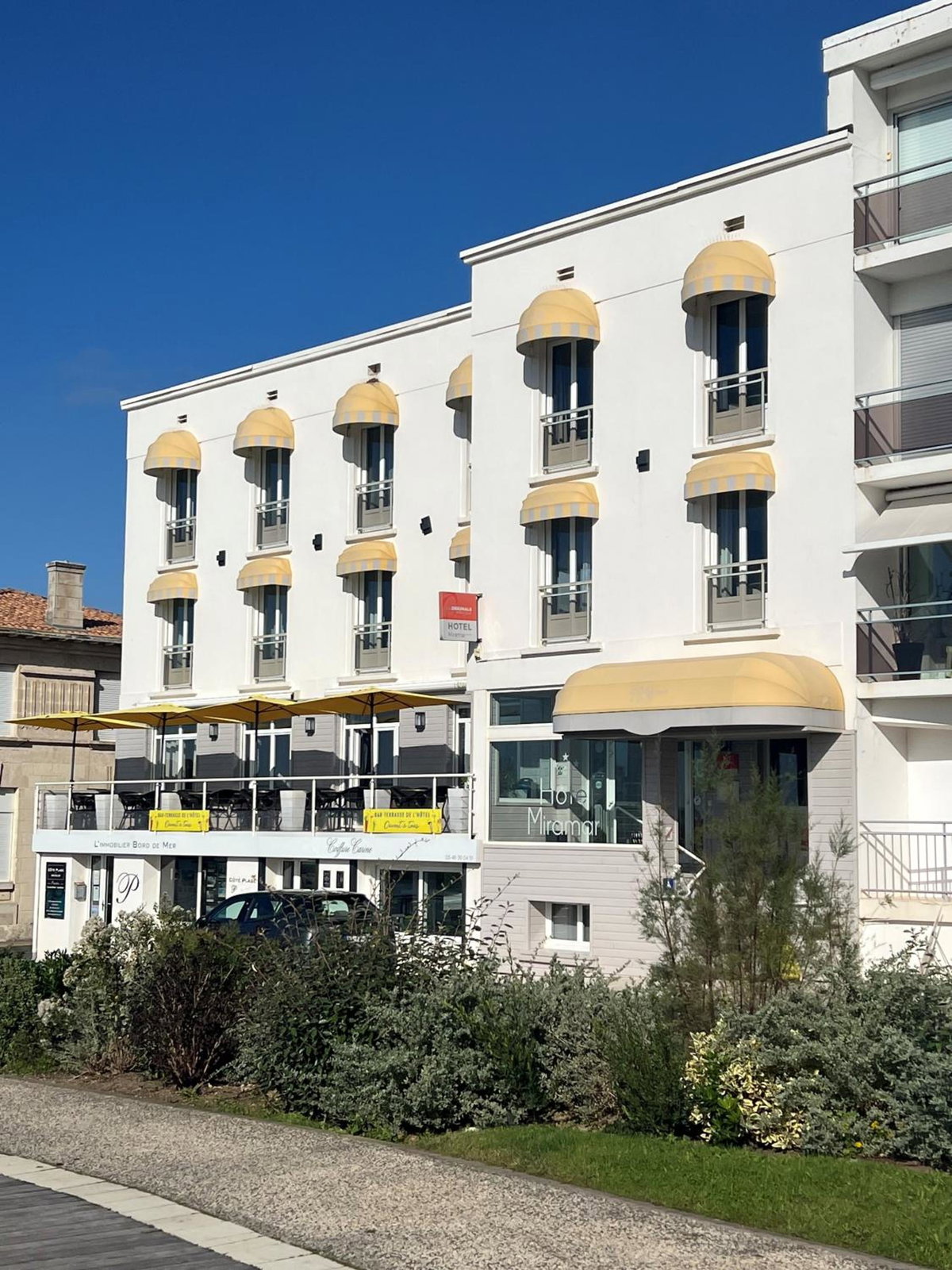 Hôtel The Originals Miramar, Royan Pontaillac, France