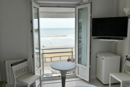 Hôtel The Originals Miramar, Royan Pontaillac, Royan, France