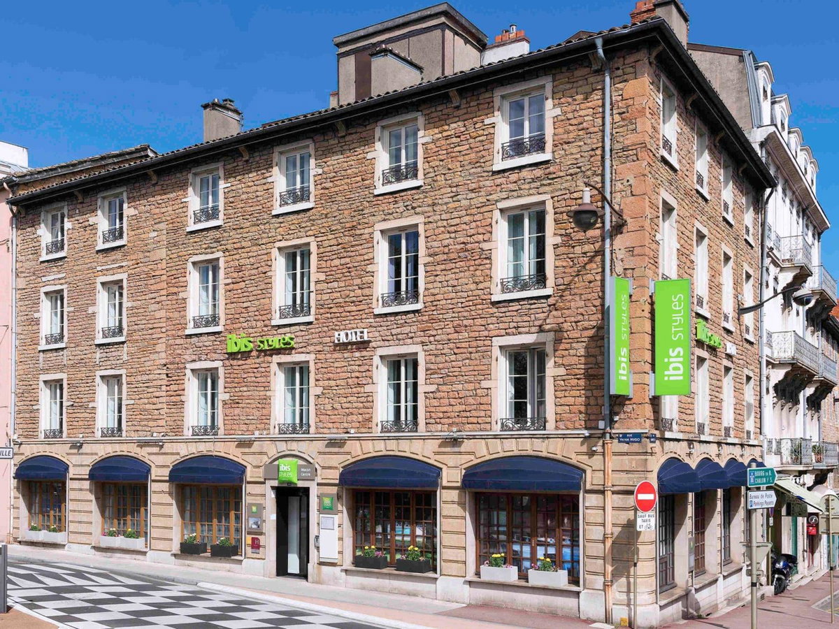 Hotel · ibis Styles Macon Centre, Mâcon