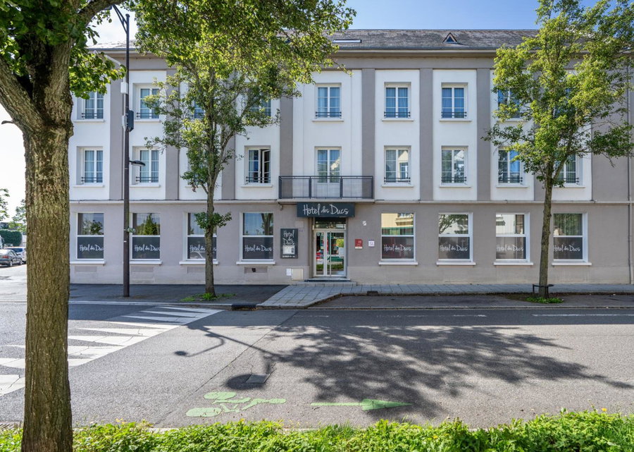 Logis Hotel des Ducs, Alençon, France