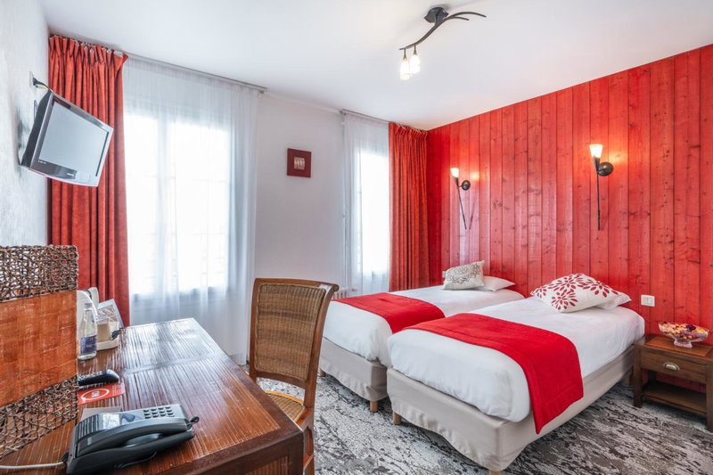 Logis Hotel des Ducs, Alençon, France