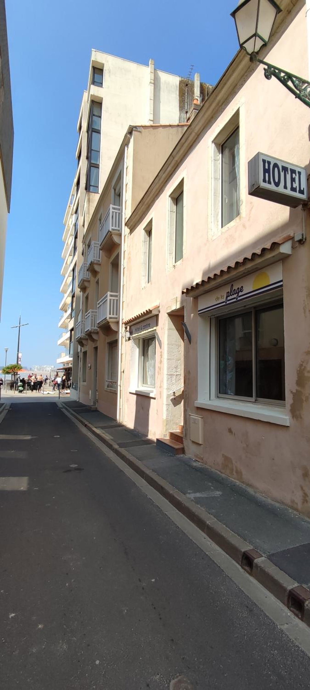 Hotel · Hotel & Cantine De La Plage, Les Sables-dʼOlonne