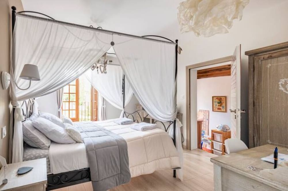Hotel · B&B & Spa Des Histoires d'Anges, Tournus