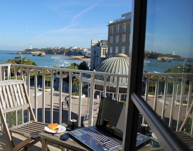 Hotel de l'Océan et restaurant - Coeur de ville, Biarritz, France