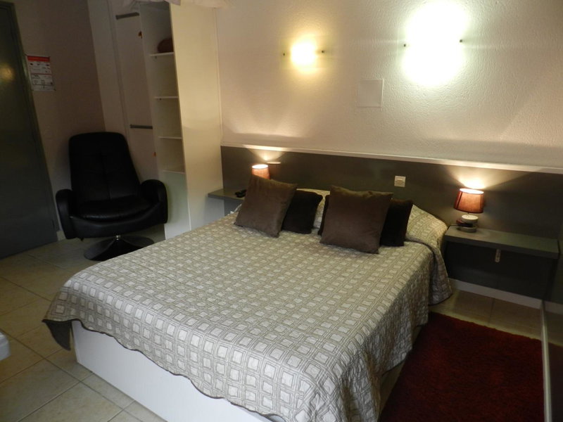 Hôtel et Appart 'hôtel Chez Gino ETAPLES-Le Touquet, Étaples, France