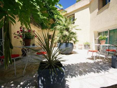 Couette et Cafe, Montpellier, France