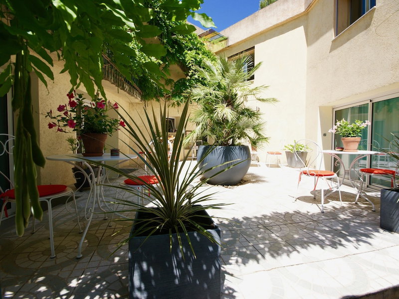 Couette et Cafe, Montpellier, France