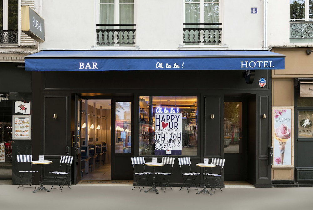 Oh La La! Hotel bar - Paris Bastille, France