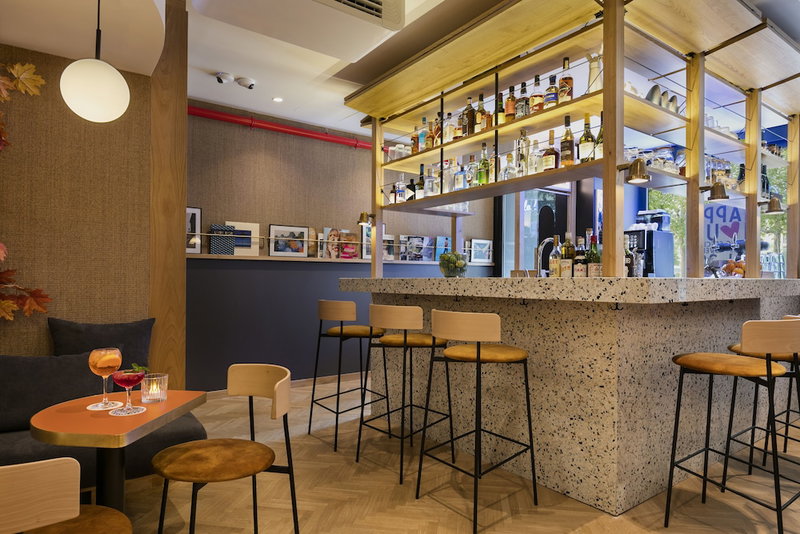 Oh La La! Hotel bar - Paris Bastille, Paris, France