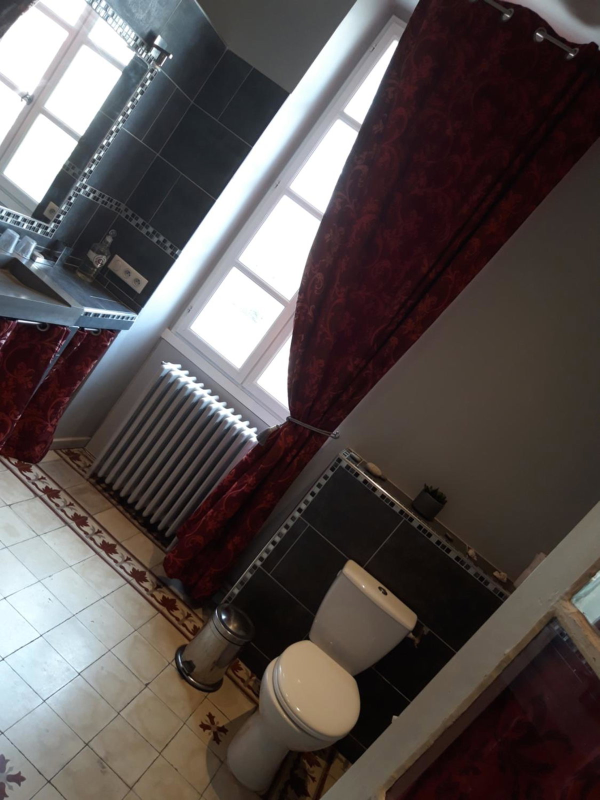 Hotel · Les Chambres d'hôtes de Luneil (B&B), Roquemaure