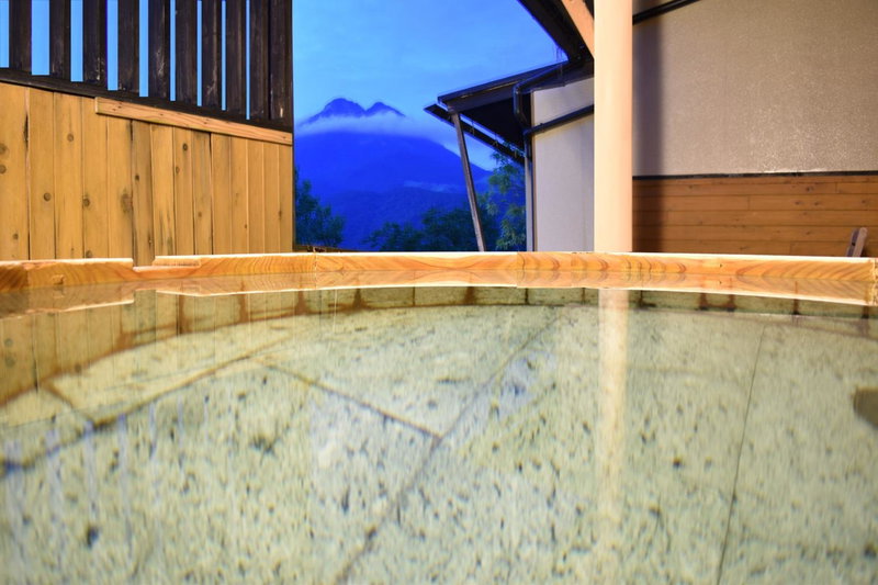 Yufuin Kotobuki Hananosho, Yufu, Japan