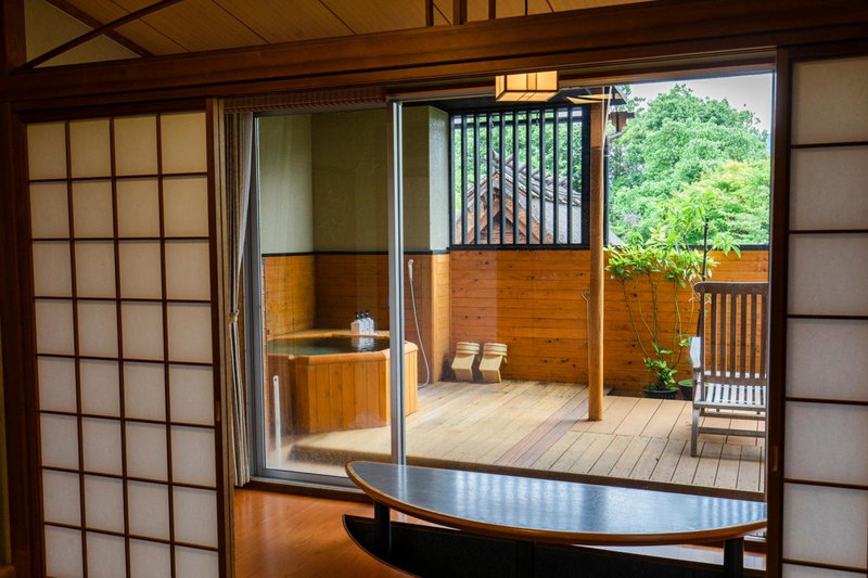 Yufuin Kotobuki Hananosho, Yufu, Japan