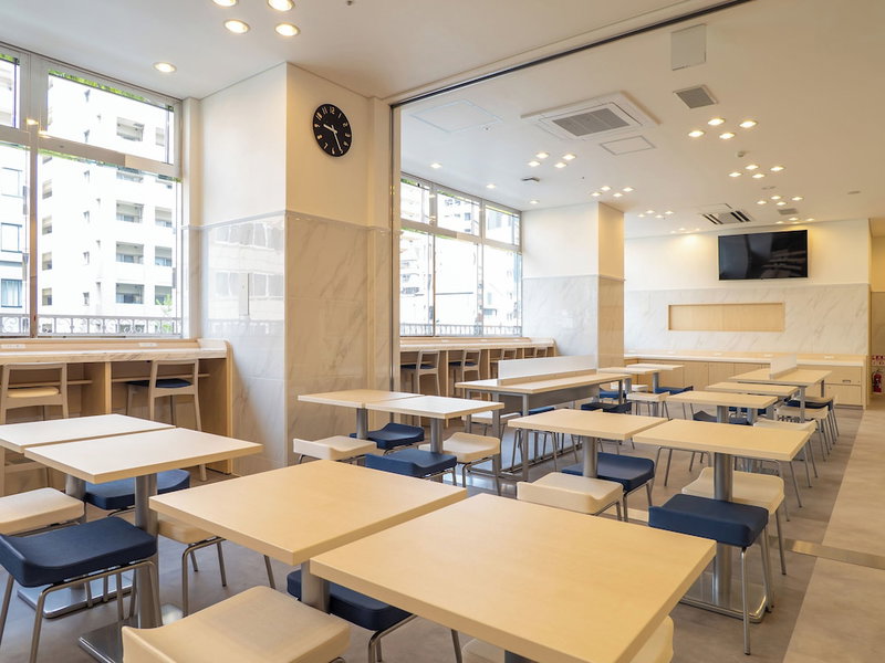 Toyoko Inn Kobe Sannomiya Ekimae, Kobe, Japan
