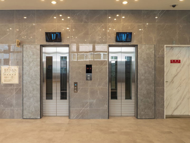 Toyoko Inn Kobe Sannomiya Ekimae, Kobe, Japan