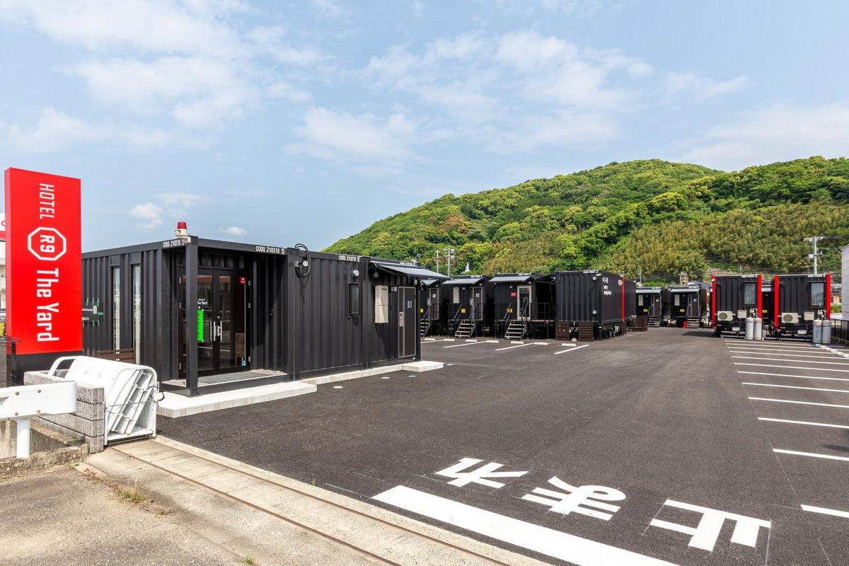 HOTEL R9 The Yard Kohoku, Japan