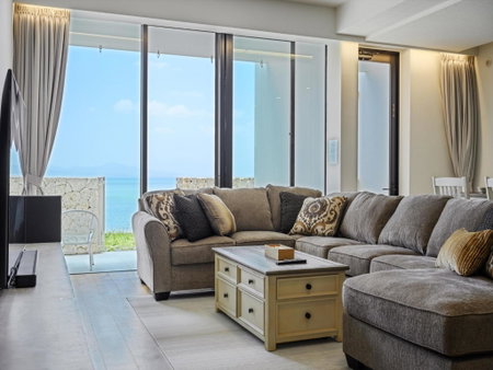 Onna Resort 海まで徒歩0秒 最大12名宿泊可 オーシャンビュー貸切ヴィラ, Nago, Japan