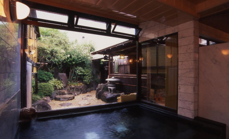 Hitomaru Kadan, Akashi, Japan