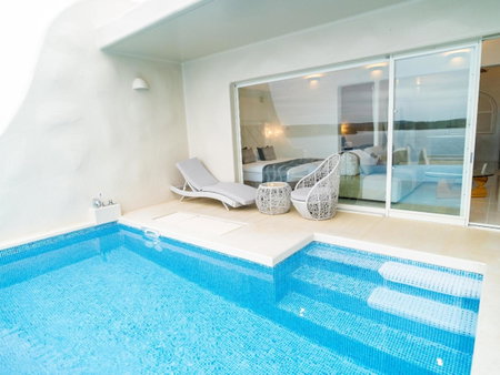 Yuki Suite Kourijima, Nakijin, Japan