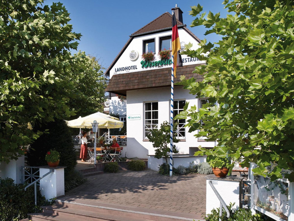 Hotel · Landhotel Weserblick, Beverungen