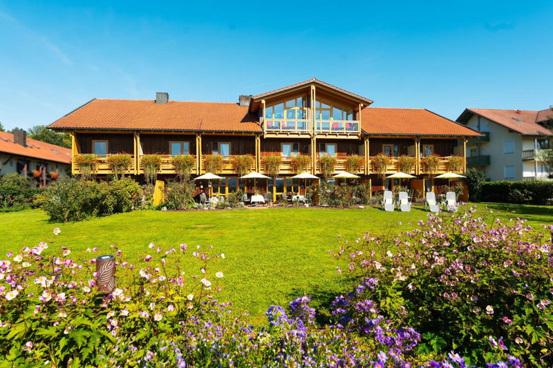 Hotel An der Brunnader - Die Therme befindet sich 4 Geh-Minuten entfernt, Bad Birnbach, Germany