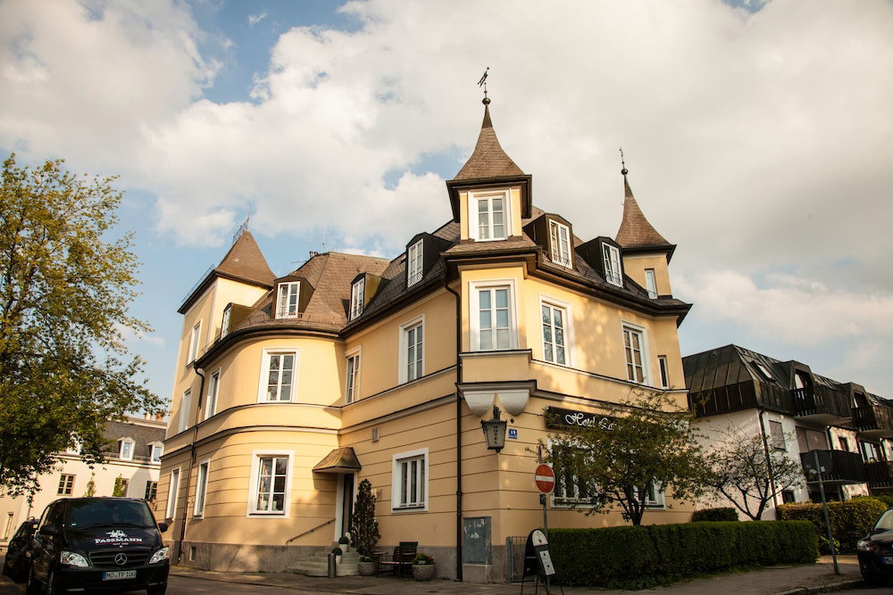 Hotel Laimer Hof Nymphenburg Palace Munich, Germany