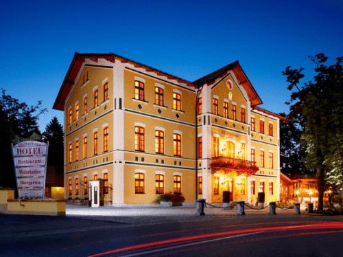 Hotel & Restaurant Waldschloss, Germany