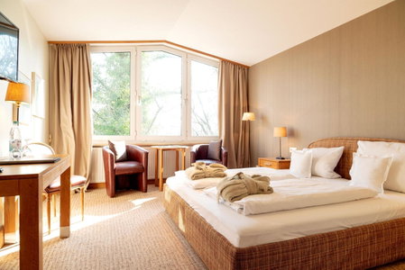 Waldhotel Tannenhäuschen, Wesel, Germany
