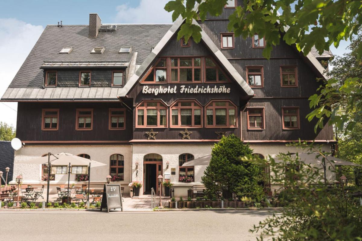 Berghotel Friedrichshöhe - Sauna, Pool & Natur, Germany