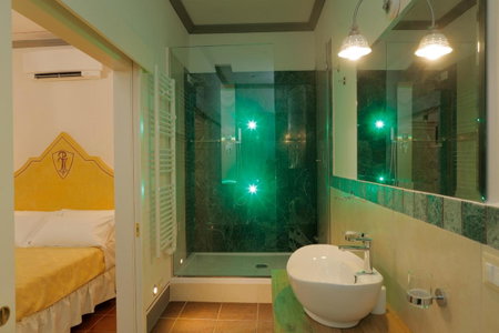 Palazzo Mari suite & rooms b&b, Montevarchi, Italy