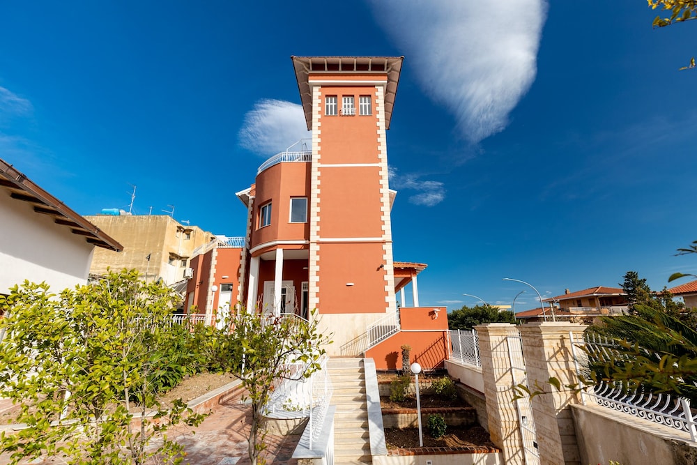 Hotel · Villa Edera Rental Rooms, Santa Flavia