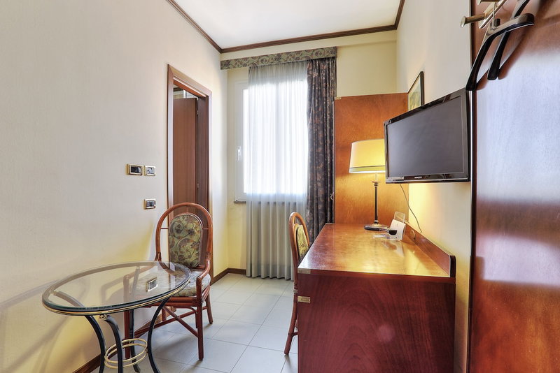 Vintage Hotel Tornese - Business & Events, Cecina, Italy