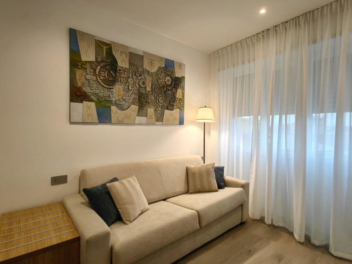 Galleria Roma Art Guesthouse, Italy