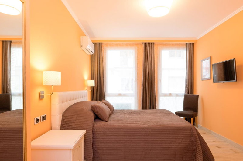 CasAlice B&B Napoli, Naples, Italy