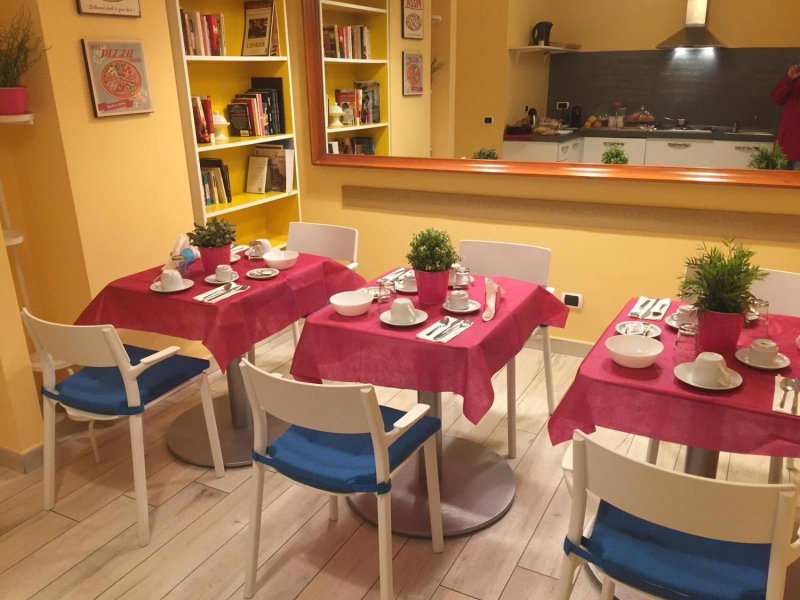 CasAlice B&B Napoli, Naples, Italy