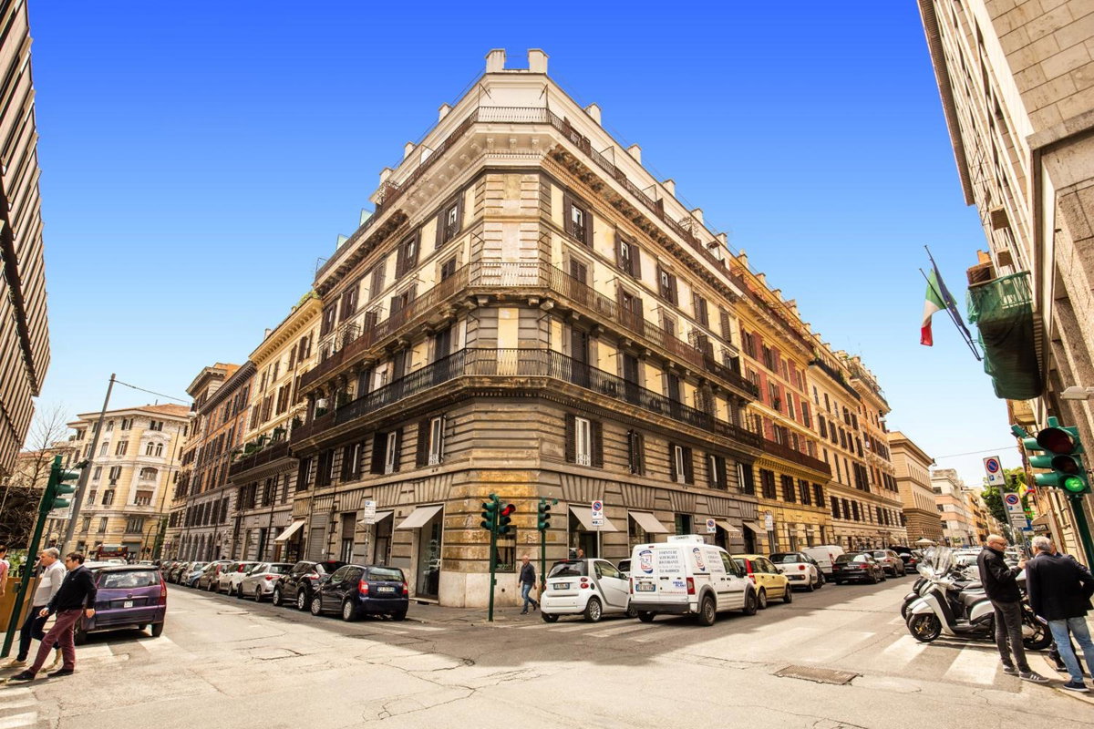 Hotel · H501 Luxury Rooms, Rome