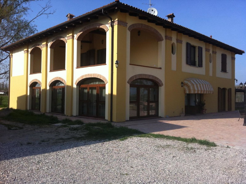 Antico Noce, Granarolo dellʼEmilia, Italy