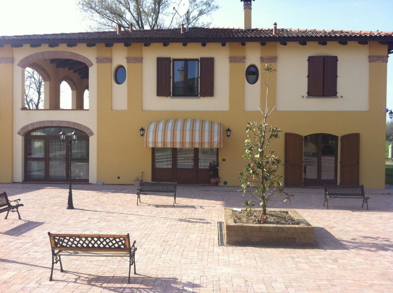 Antico Noce, Granarolo dellʼEmilia, Italy