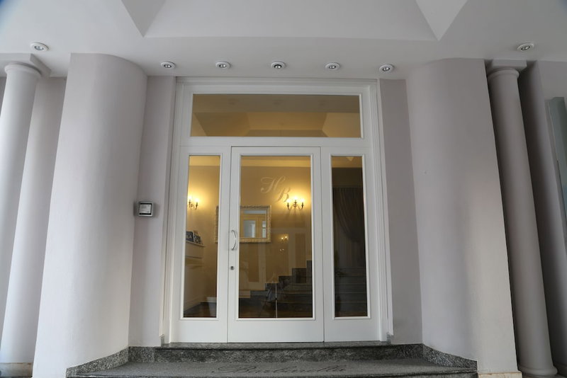 Hotel Barbarella, Giugliano in Campania, Italy