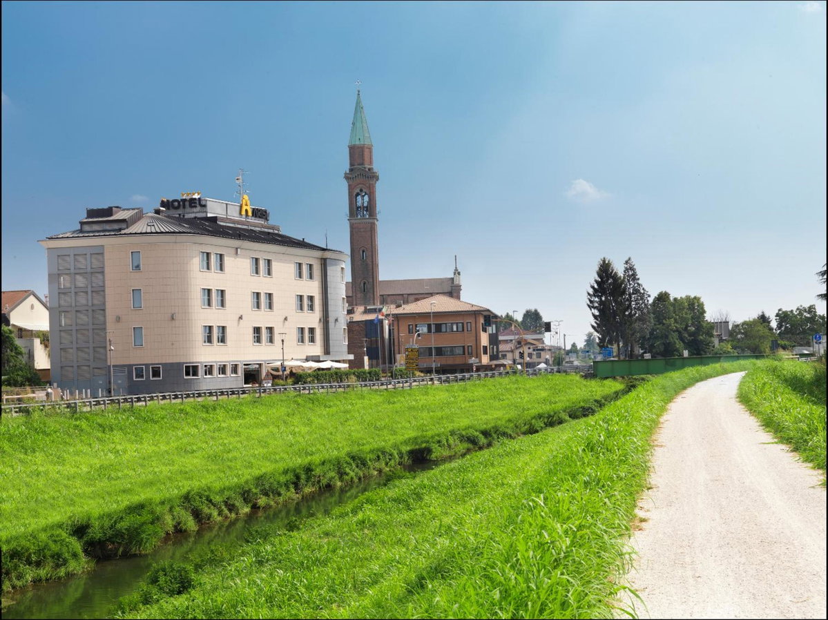 Hotel · Hotel Ariston, Campodarsego