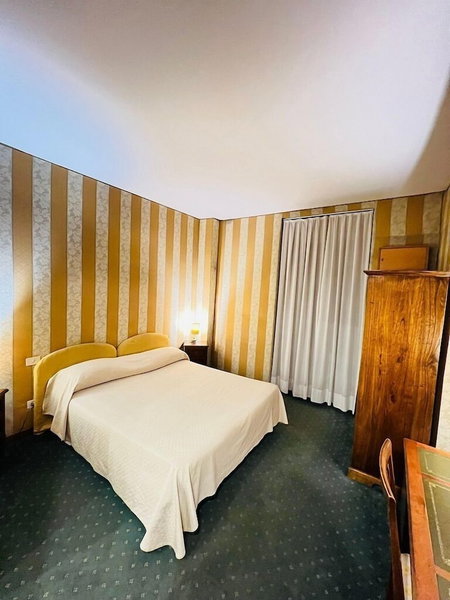 Orange Garden Bed & Breakfast, Rome, Italy