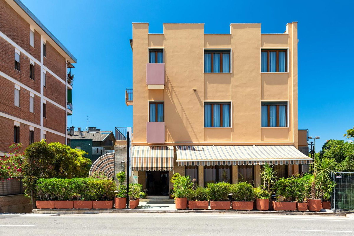 Hotel Rivamare, Italy
