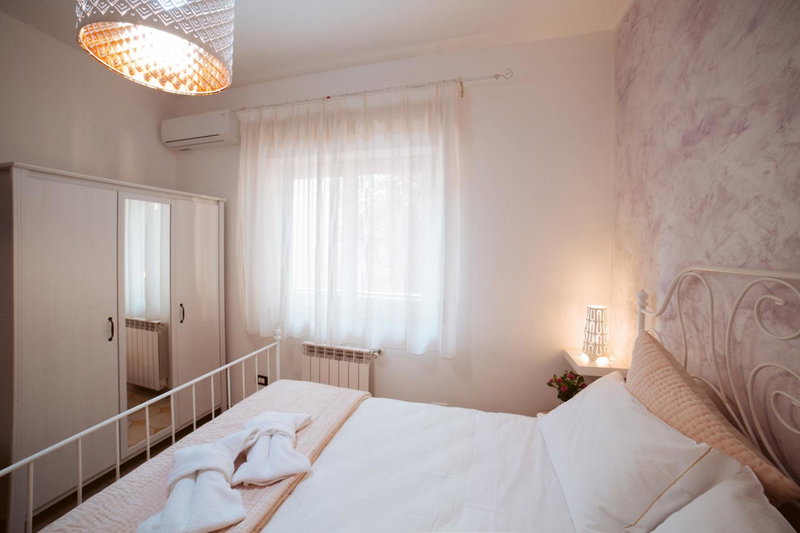 Dimoramuri B&B, Catania, Italy